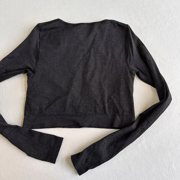 Lululemon Ebb To Street Long Sleeve Ribbed Crop Top Women’s Black SIZE 8 - Picture 3 of 5